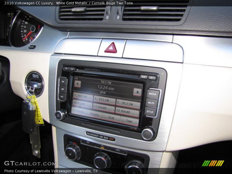 Controls of 2010 CC Luxury