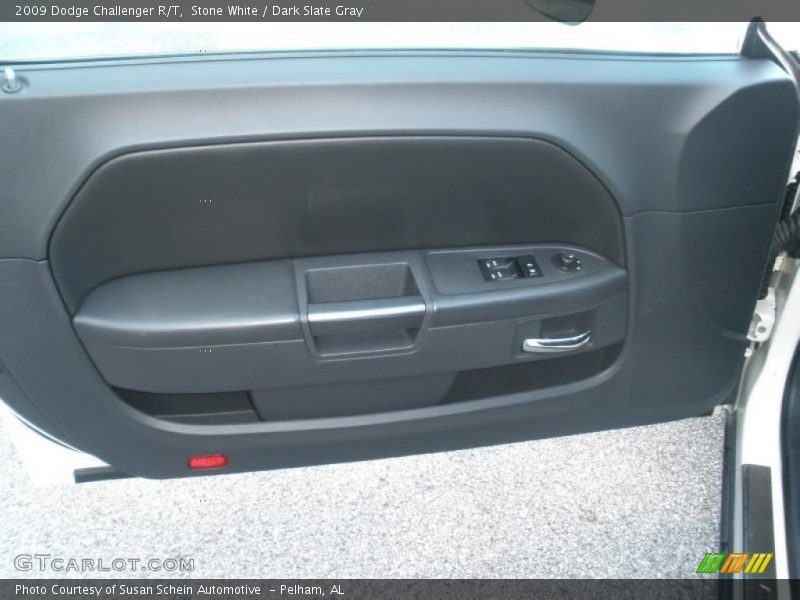 Stone White / Dark Slate Gray 2009 Dodge Challenger R/T