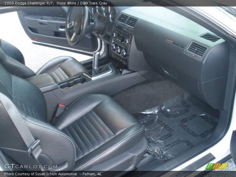 Stone White / Dark Slate Gray 2009 Dodge Challenger R/T