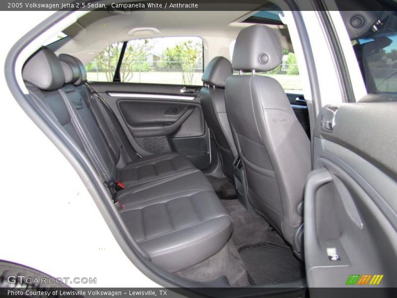Campanella White / Anthracite 2005 Volkswagen Jetta 2.5 Sedan