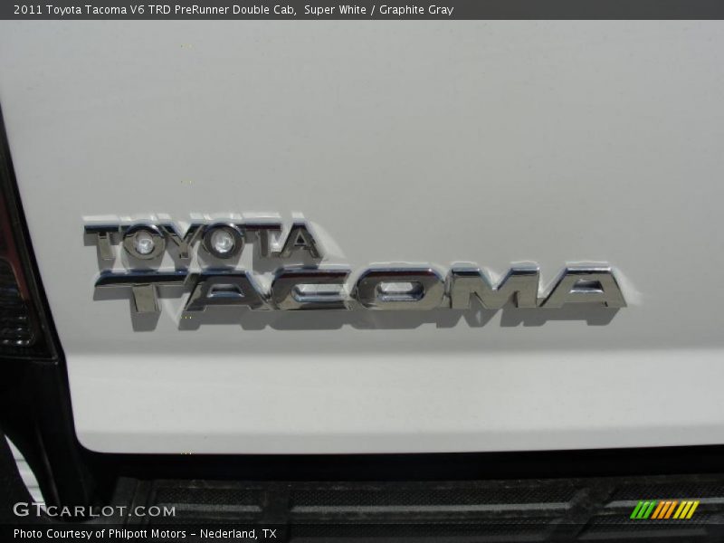 Super White / Graphite Gray 2011 Toyota Tacoma V6 TRD PreRunner Double Cab