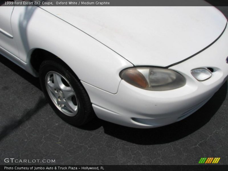 Oxford White / Medium Graphite 1999 Ford Escort ZX2 Coupe