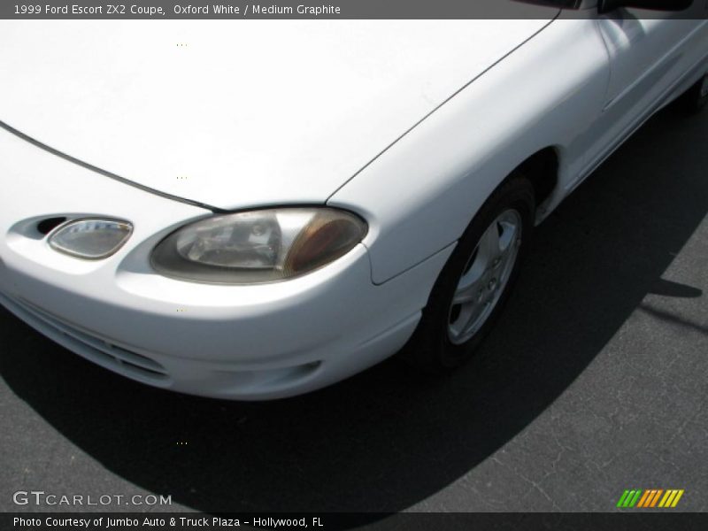 Oxford White / Medium Graphite 1999 Ford Escort ZX2 Coupe
