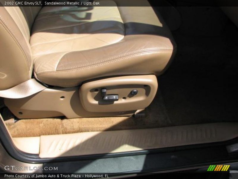 Sandalwood Metallic / Light Oak 2002 GMC Envoy SLT