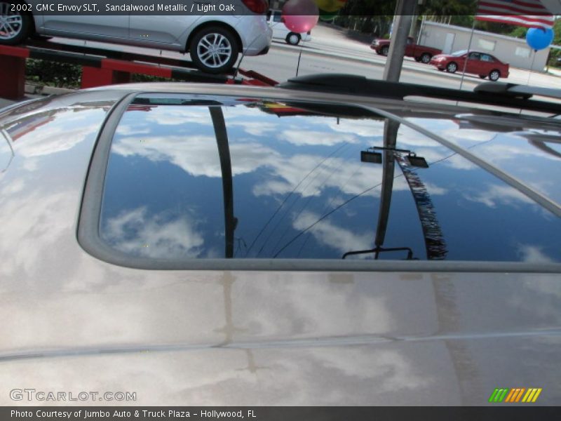 Sandalwood Metallic / Light Oak 2002 GMC Envoy SLT