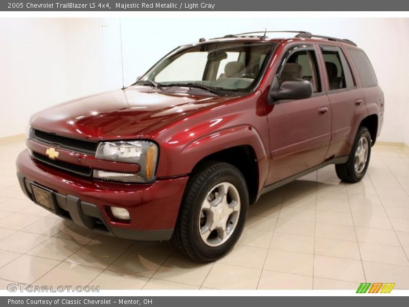 Majestic Red Metallic / Light Gray 2005 Chevrolet TrailBlazer LS 4x4