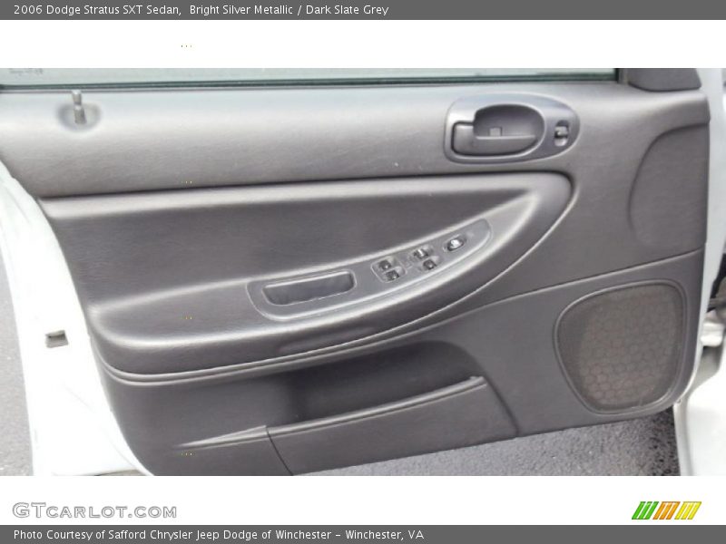 Bright Silver Metallic / Dark Slate Grey 2006 Dodge Stratus SXT Sedan