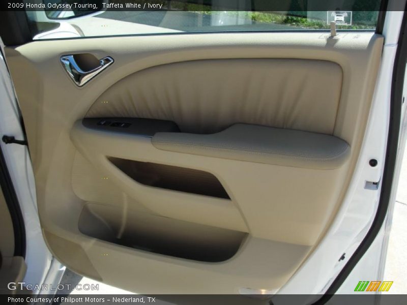 Door Panel of 2009 Odyssey Touring