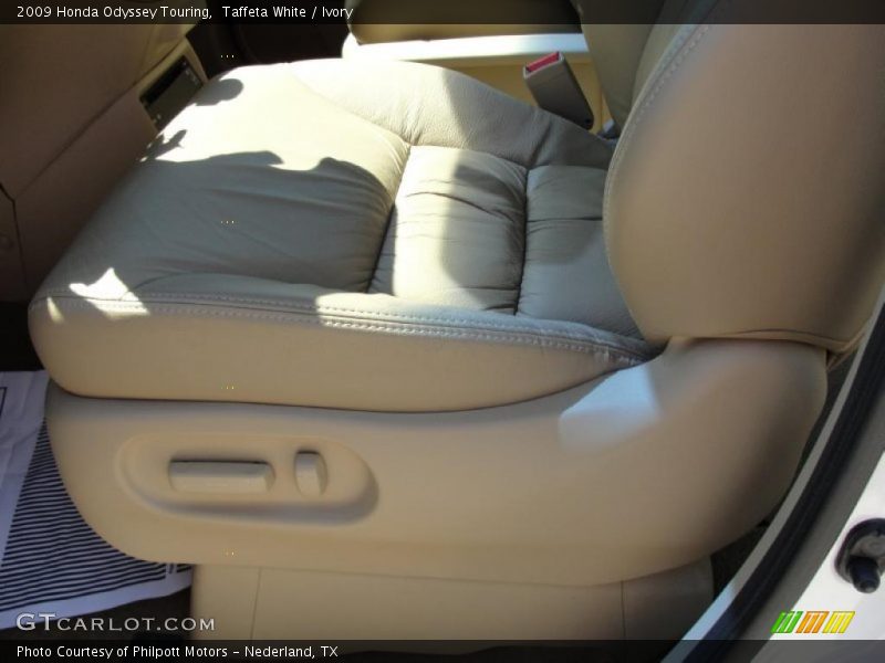 Taffeta White / Ivory 2009 Honda Odyssey Touring