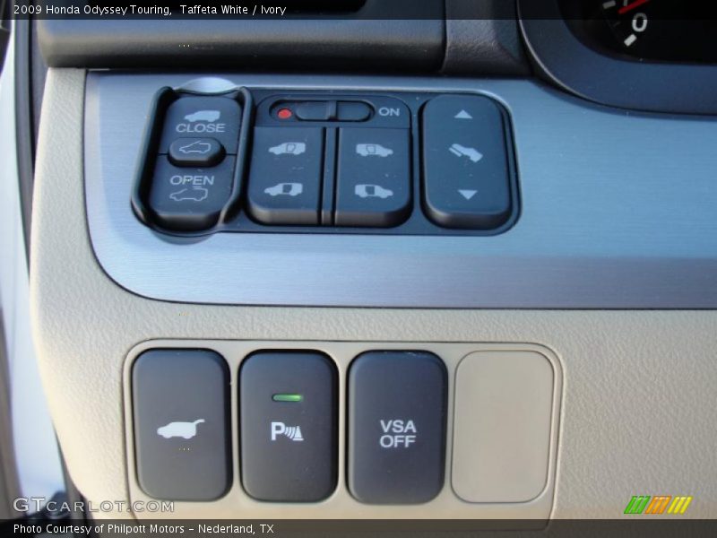 Controls of 2009 Odyssey Touring