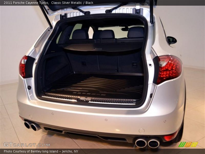  2011 Cayenne Turbo Trunk