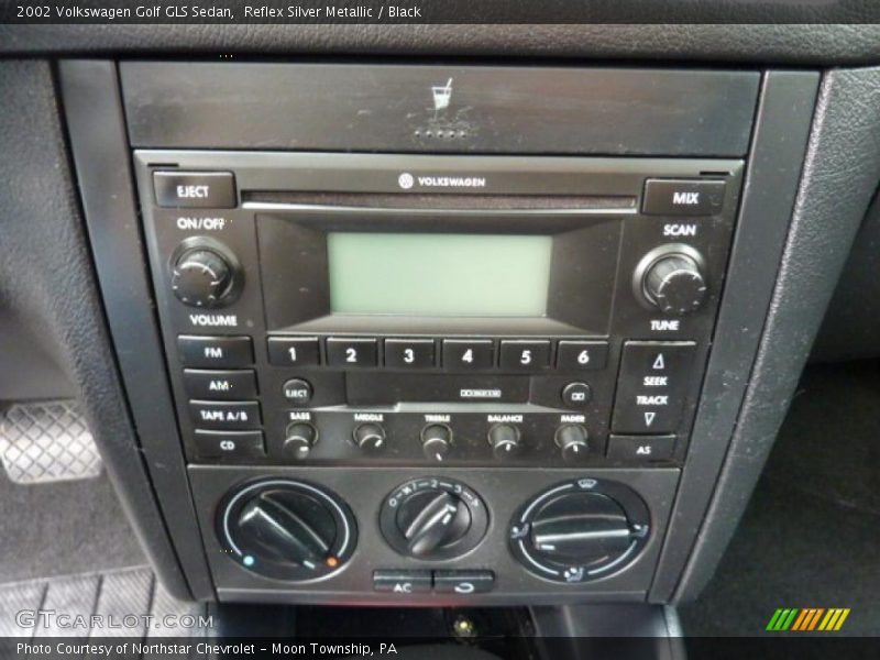 Reflex Silver Metallic / Black 2002 Volkswagen Golf GLS Sedan