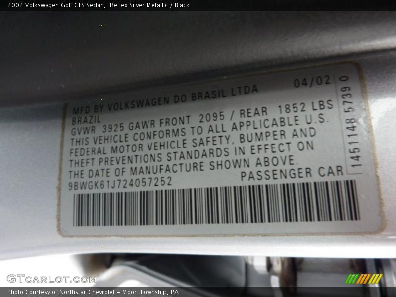 Reflex Silver Metallic / Black 2002 Volkswagen Golf GLS Sedan