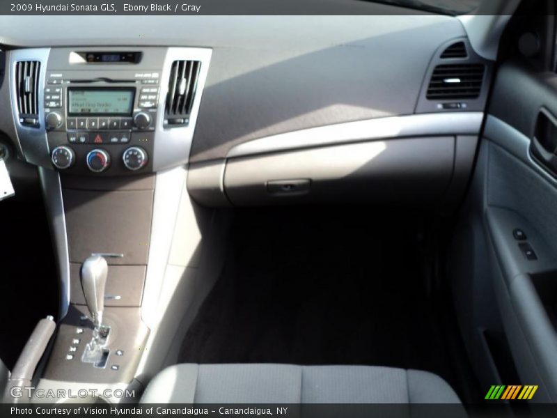 Ebony Black / Gray 2009 Hyundai Sonata GLS