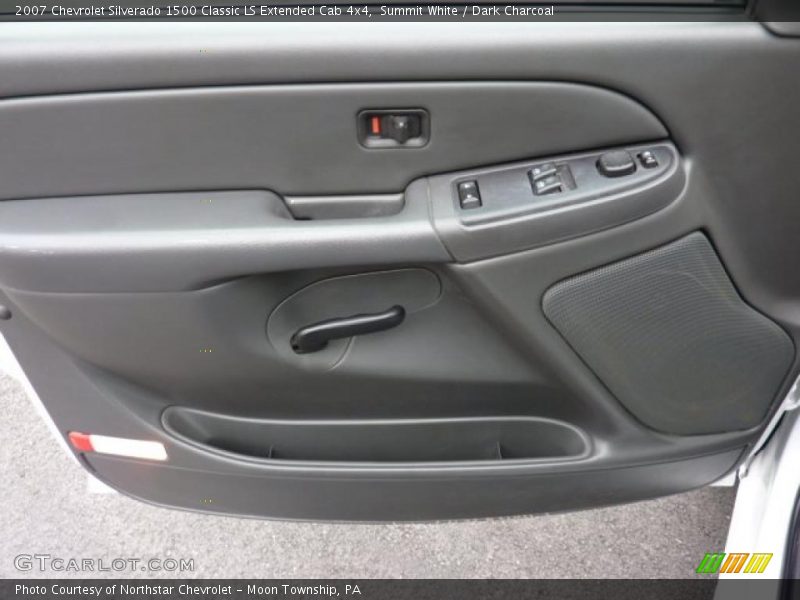 Summit White / Dark Charcoal 2007 Chevrolet Silverado 1500 Classic LS Extended Cab 4x4