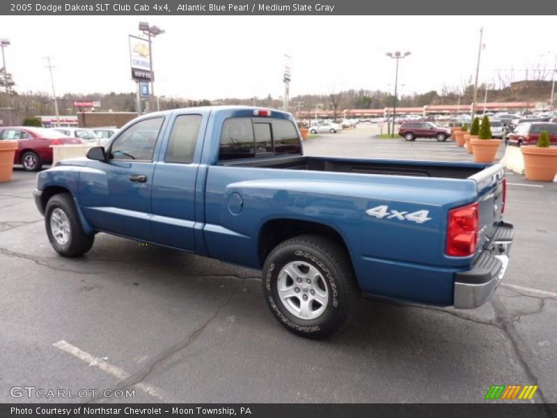 Atlantic Blue Pearl / Medium Slate Gray 2005 Dodge Dakota SLT Club Cab 4x4