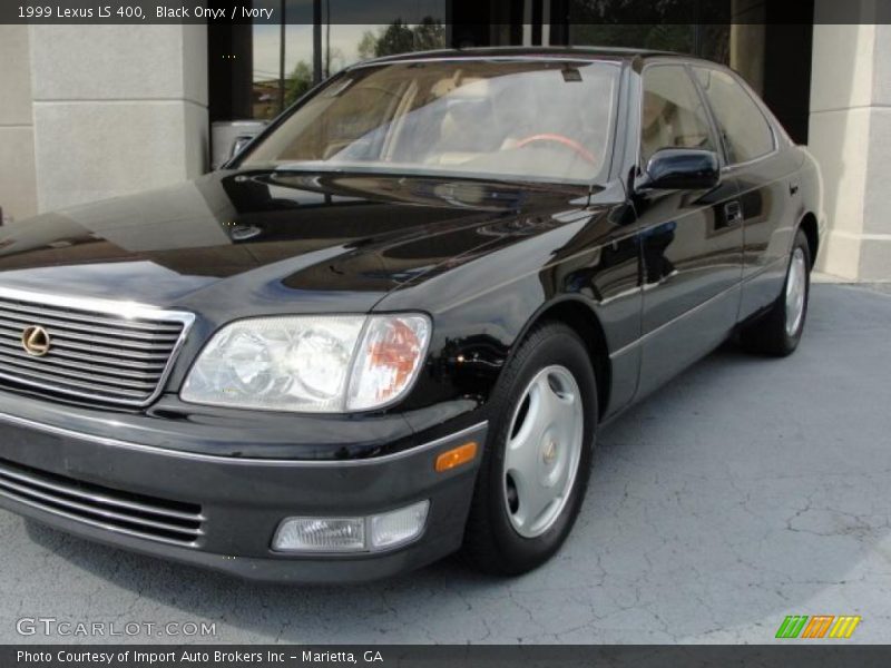 Black Onyx / Ivory 1999 Lexus LS 400