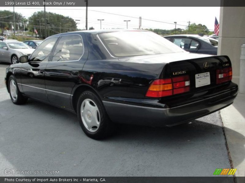 Black Onyx / Ivory 1999 Lexus LS 400