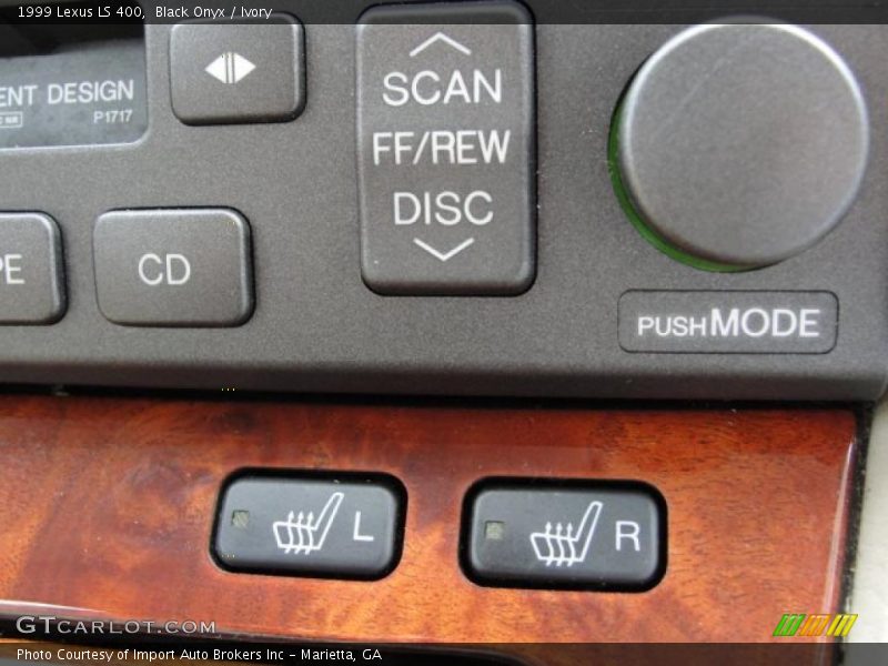Black Onyx / Ivory 1999 Lexus LS 400