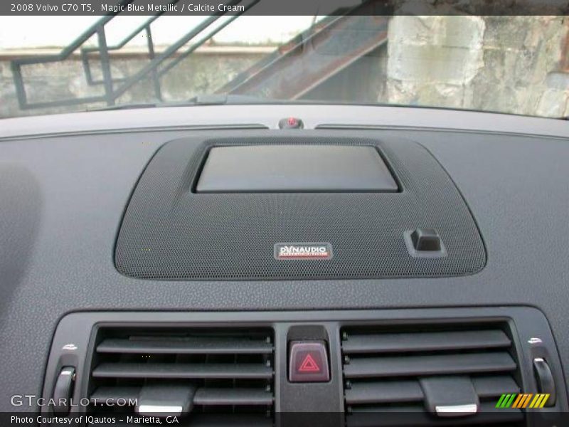 Magic Blue Metallic / Calcite Cream 2008 Volvo C70 T5