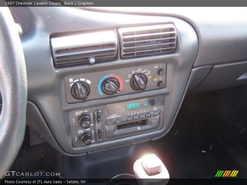 Controls of 1997 Cavalier Coupe