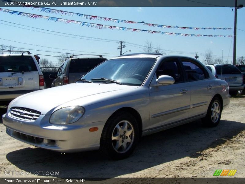 Brilliant Silver / Gray 2000 Hyundai Sonata GLS V6
