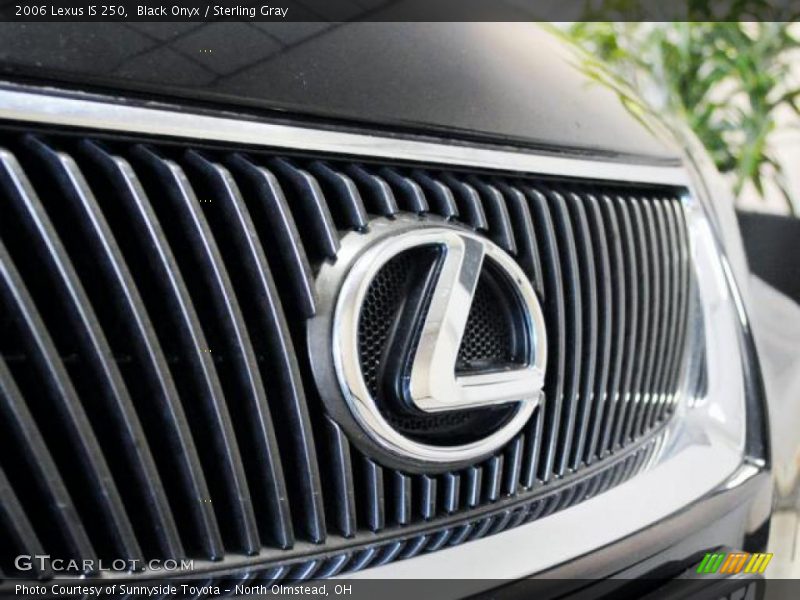 Black Onyx / Sterling Gray 2006 Lexus IS 250