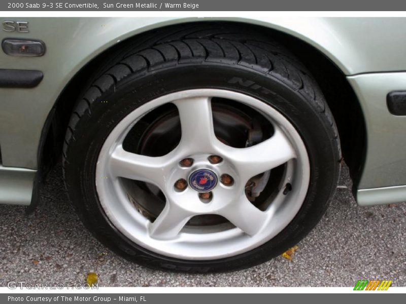  2000 9-3 SE Convertible Wheel