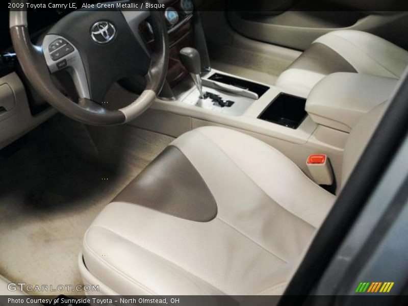 Aloe Green Metallic / Bisque 2009 Toyota Camry LE