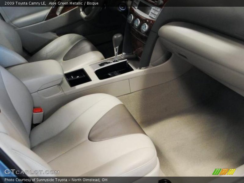 Aloe Green Metallic / Bisque 2009 Toyota Camry LE