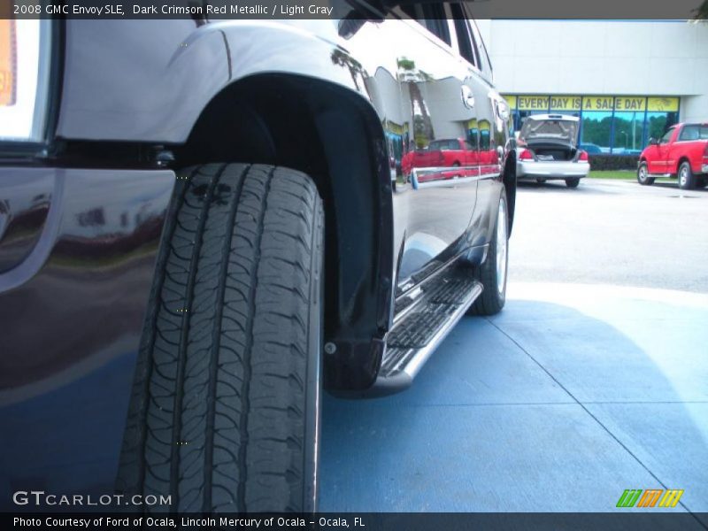 Dark Crimson Red Metallic / Light Gray 2008 GMC Envoy SLE