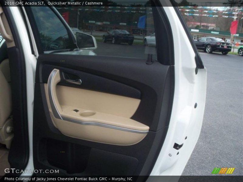 Quicksilver Metallic / Cashmere 2010 GMC Acadia SLT