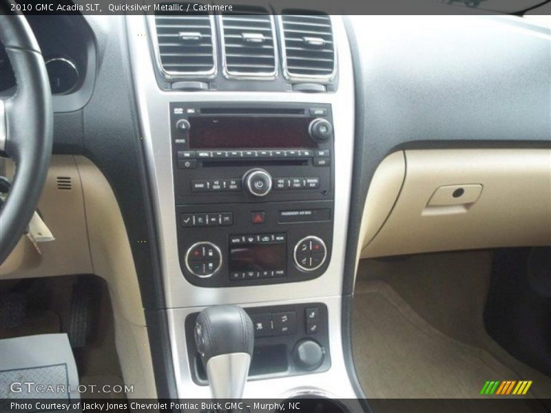 Quicksilver Metallic / Cashmere 2010 GMC Acadia SLT