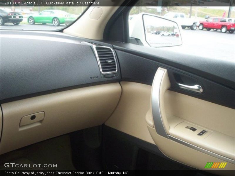 Quicksilver Metallic / Cashmere 2010 GMC Acadia SLT