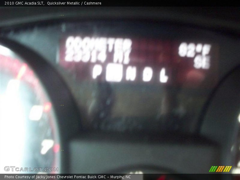 Quicksilver Metallic / Cashmere 2010 GMC Acadia SLT