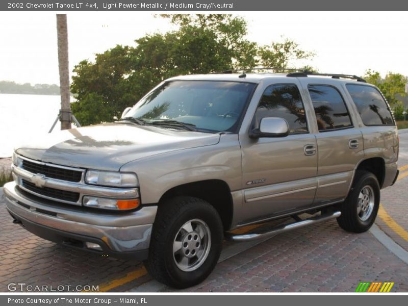 Light Pewter Metallic / Medium Gray/Neutral 2002 Chevrolet Tahoe LT 4x4