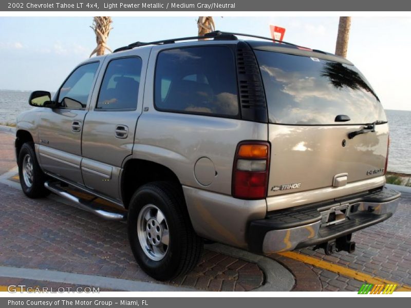 Light Pewter Metallic / Medium Gray/Neutral 2002 Chevrolet Tahoe LT 4x4