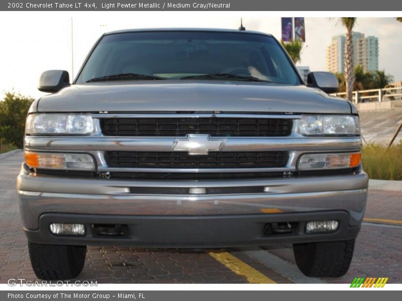 Light Pewter Metallic / Medium Gray/Neutral 2002 Chevrolet Tahoe LT 4x4