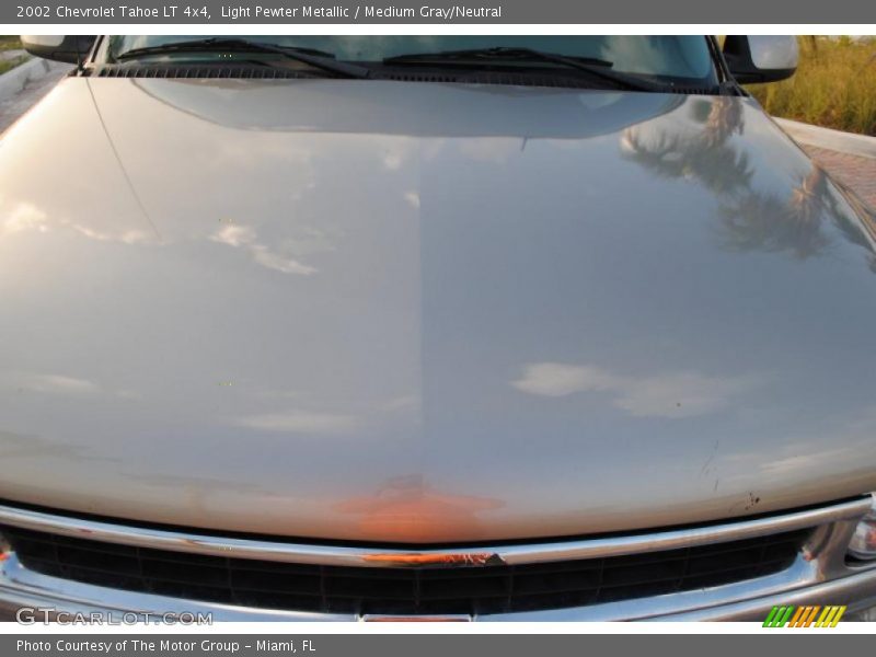 Light Pewter Metallic / Medium Gray/Neutral 2002 Chevrolet Tahoe LT 4x4