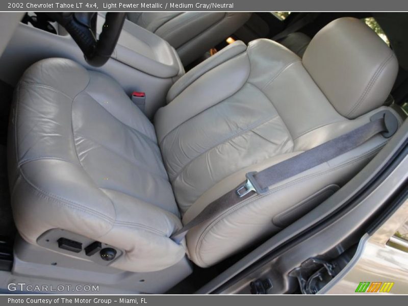 Light Pewter Metallic / Medium Gray/Neutral 2002 Chevrolet Tahoe LT 4x4