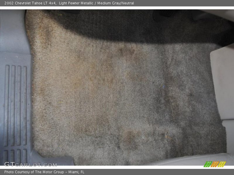 Light Pewter Metallic / Medium Gray/Neutral 2002 Chevrolet Tahoe LT 4x4