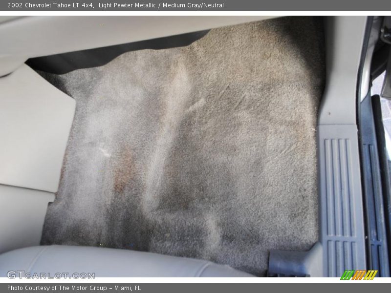 Light Pewter Metallic / Medium Gray/Neutral 2002 Chevrolet Tahoe LT 4x4