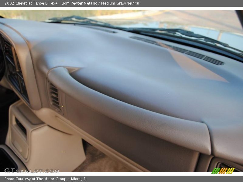 Light Pewter Metallic / Medium Gray/Neutral 2002 Chevrolet Tahoe LT 4x4