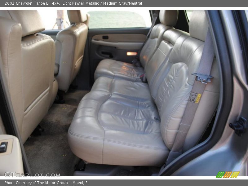 Light Pewter Metallic / Medium Gray/Neutral 2002 Chevrolet Tahoe LT 4x4