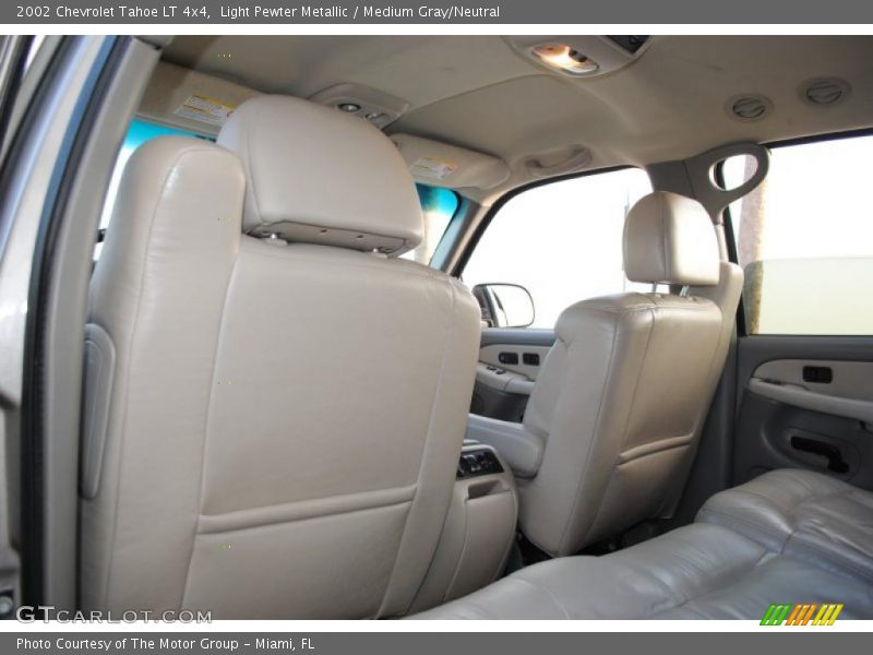 Light Pewter Metallic / Medium Gray/Neutral 2002 Chevrolet Tahoe LT 4x4