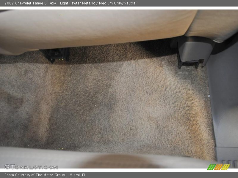 Light Pewter Metallic / Medium Gray/Neutral 2002 Chevrolet Tahoe LT 4x4
