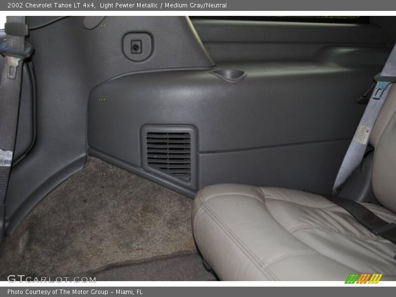 Light Pewter Metallic / Medium Gray/Neutral 2002 Chevrolet Tahoe LT 4x4