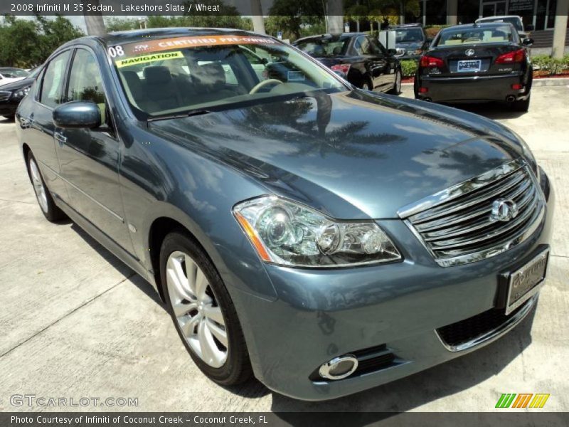 Front 3/4 View of 2008 M 35 Sedan