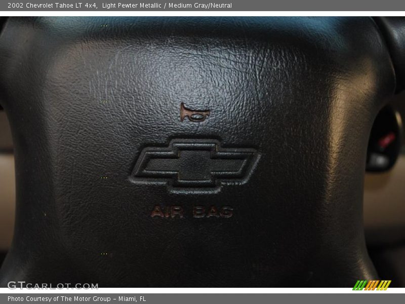 Light Pewter Metallic / Medium Gray/Neutral 2002 Chevrolet Tahoe LT 4x4