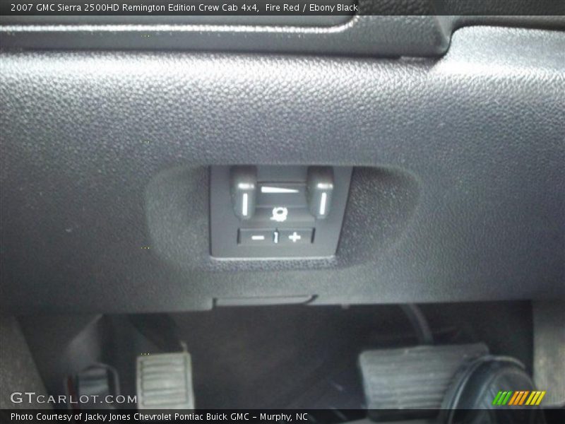 Fire Red / Ebony Black 2007 GMC Sierra 2500HD Remington Edition Crew Cab 4x4